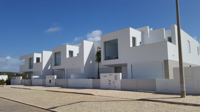 R_R Pinturas - Portal do Algarve